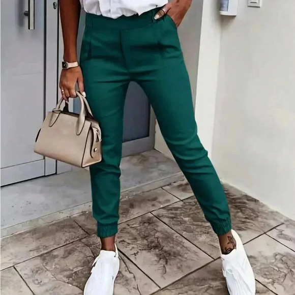 Green Casual Women's Pocket Pants - Picture 1 of 3